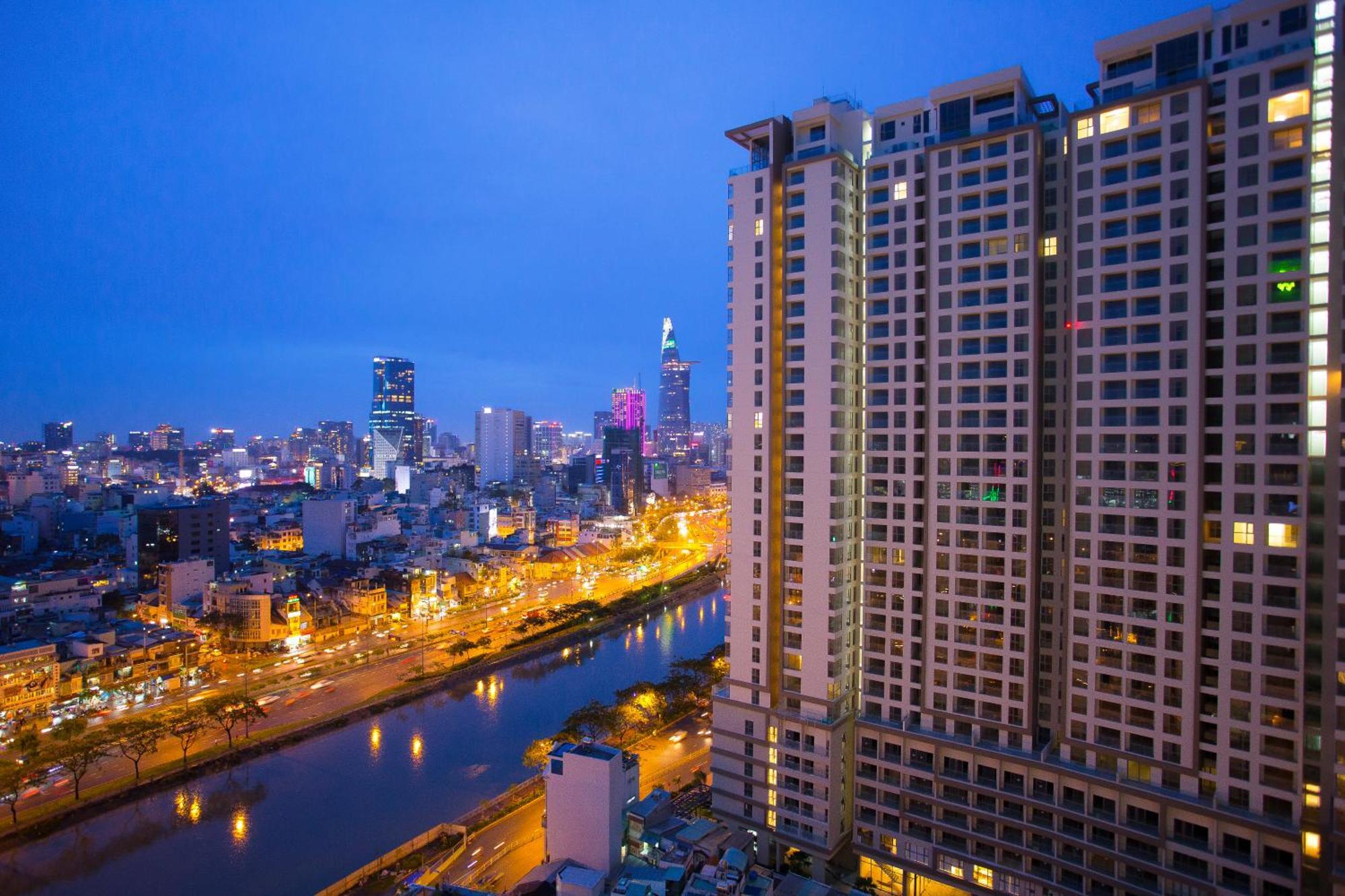 Double E Saigon Apartment In Rivergate Building Ho Chi Minh City Exterior photo
