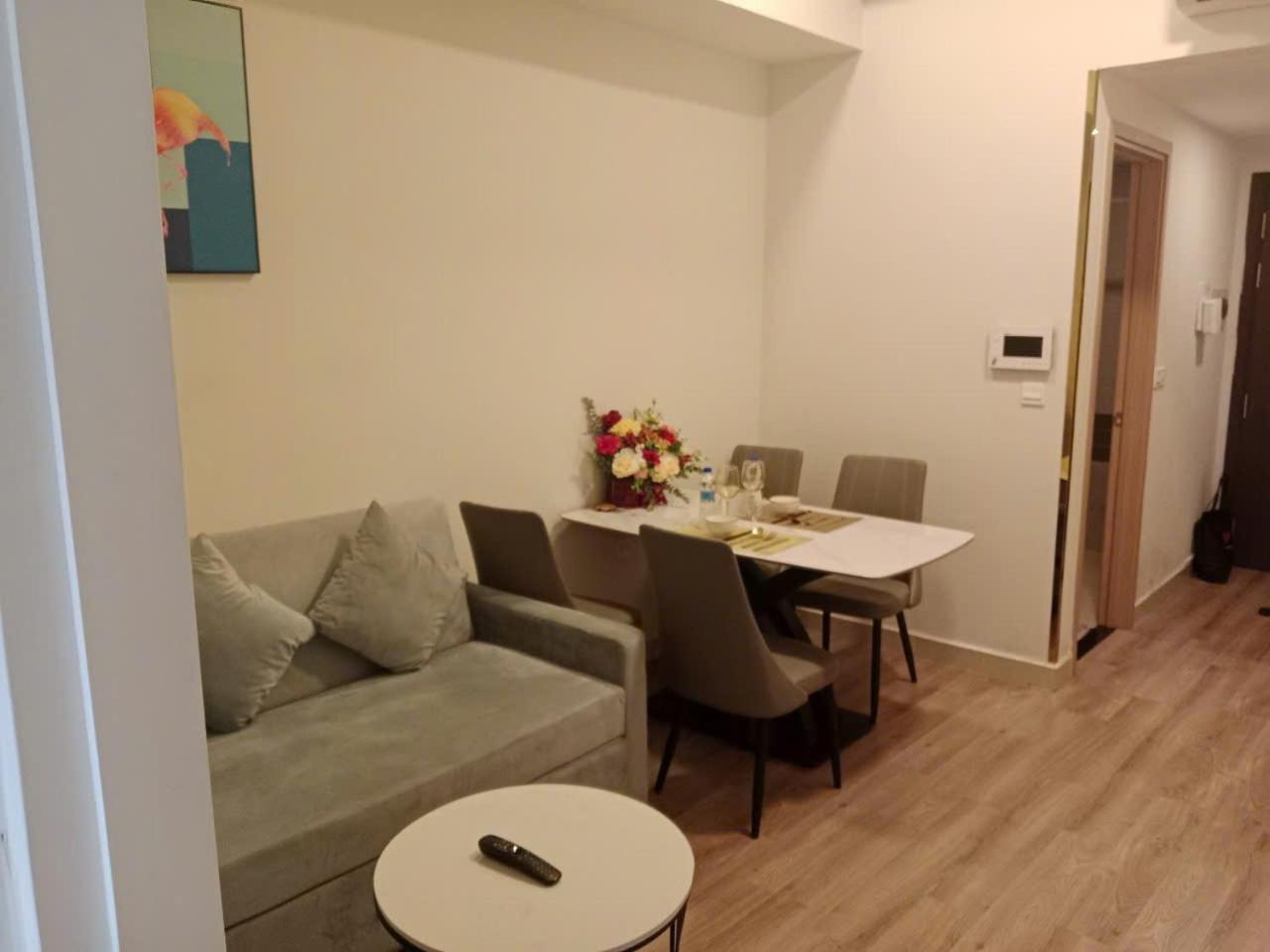Double E Saigon Apartment In Rivergate Building Ho Chi Minh City Exterior photo